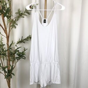 Endless Sun White Romper with Open Back Sz L (S2)